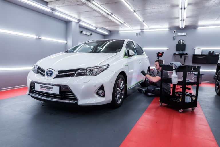 Toyota Auris Hybrid 2014 - Radom, Kielce