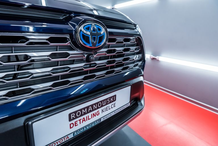 Toyota RAV4 Hybrid Executive granatowa - Radom, Kielce