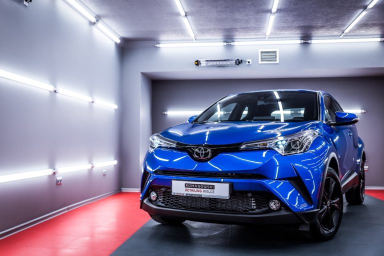 Toyota CHR Hybrid – niebieska - Radom, Kielce