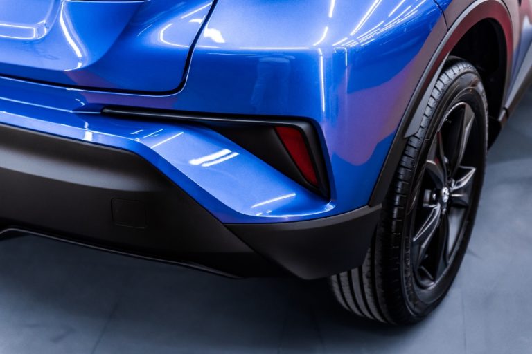 Toyota CHR Hybrid – niebieska