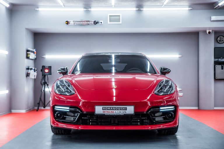 Porsche Panamera GTS - mycie detailingowe - Radom, Kielce